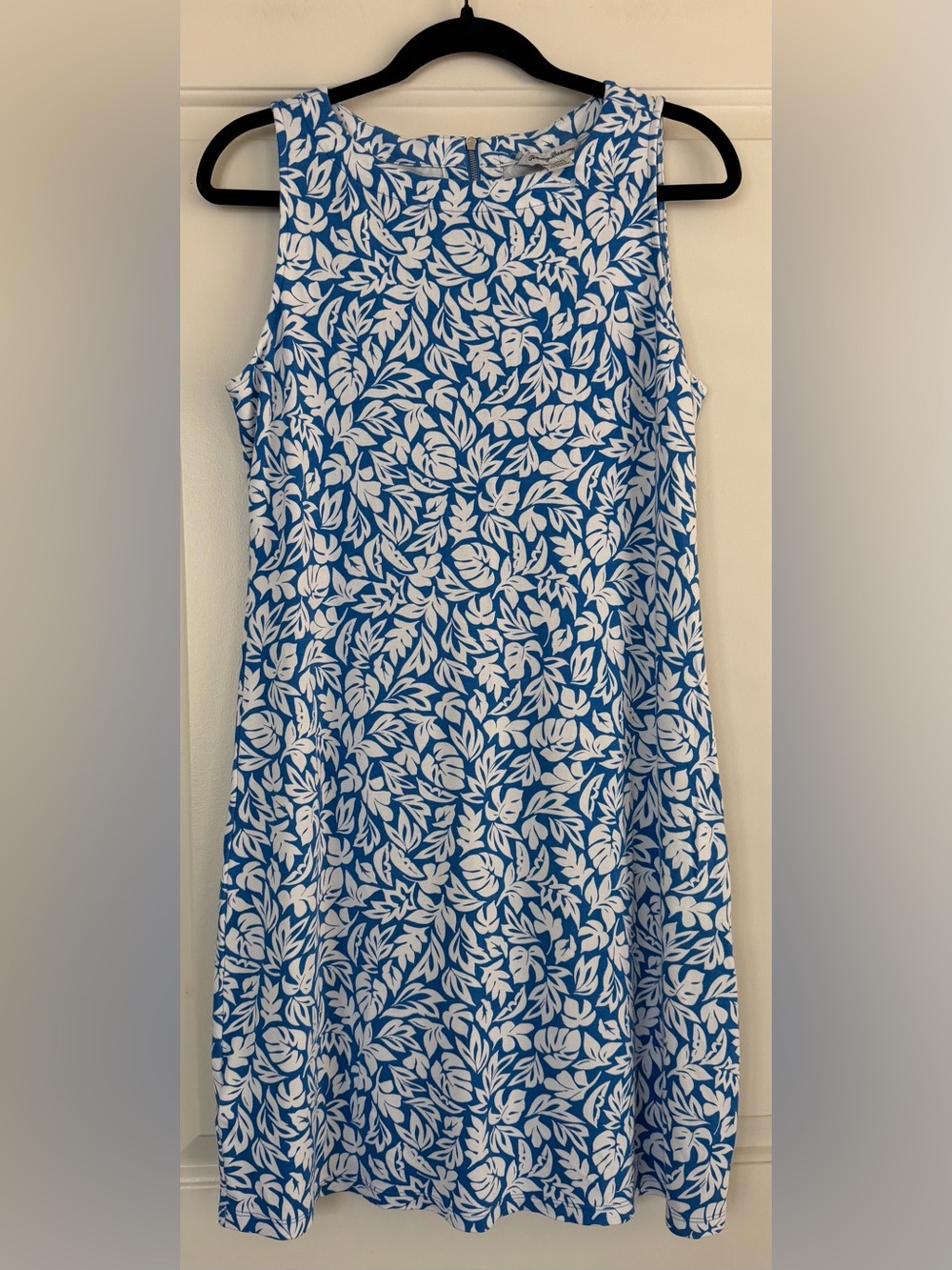 Tommy Bahama Darcy Bright Bay Sheath Blue and White Sleeveless Dress